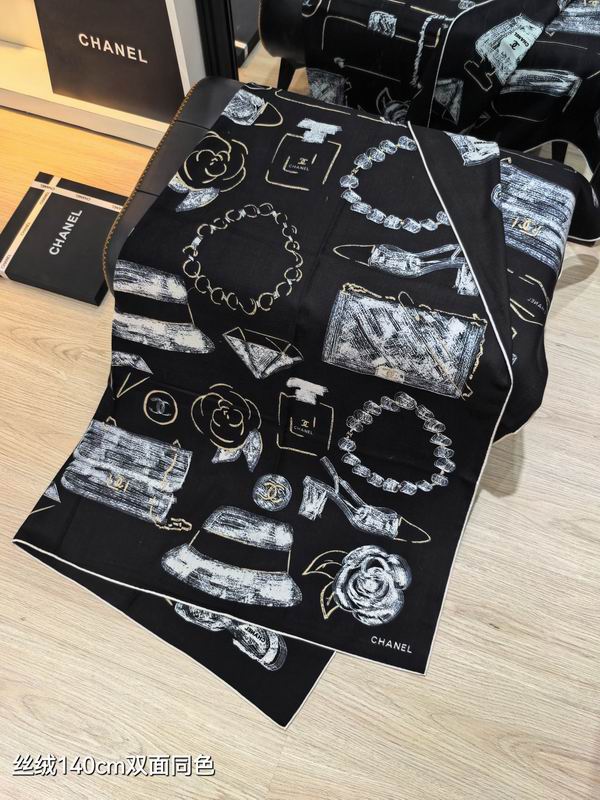 Chanel Scarf 140X140cm 70%羊绒30%真丝 E091117